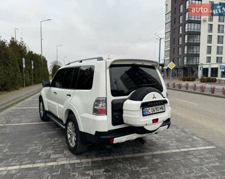 Білий Міцубісі Паджеро, об'ємом двигуна 2.97 л та пробігом 245 тис. км за 9850 $, фото 1 на Automoto.ua