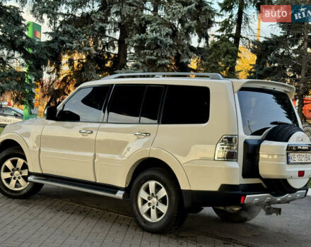 Белый Мицубиси Паджеро, объемом двигателя 3 л и пробегом 197 тыс. км за 12900 $, фото 16 на Automoto.ua