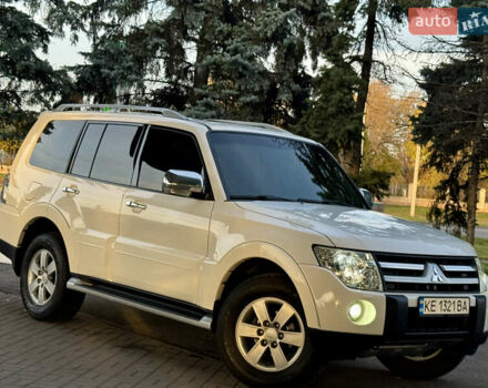 Белый Мицубиси Паджеро, объемом двигателя 3 л и пробегом 197 тыс. км за 12900 $, фото 10 на Automoto.ua