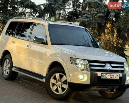 Белый Мицубиси Паджеро, объемом двигателя 3 л и пробегом 197 тыс. км за 12900 $, фото 7 на Automoto.ua