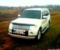 Белый Мицубиси Паджеро, объемом двигателя 2.9 л и пробегом 170 тыс. км за 11800 $, фото 1 на Automoto.ua