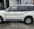 Белый Мицубиси Паджеро, объемом двигателя 3.5 л и пробегом 232 тыс. км за 14700 $, фото 4 на Automoto.ua