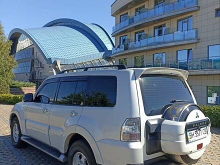 Мицубиси Паджеро 2008 в Южное на Automoto.ua Белый Мицубиси Паджеро, объемом двигателя 2.97 л и пробегом 119 тыс. км за 14000 $, фото 1 на Automoto.ua