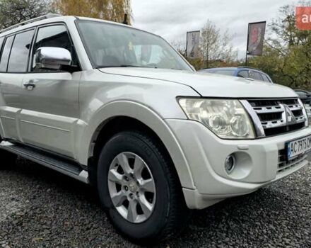 Белый Мицубиси Паджеро, объемом двигателя 3.5 л и пробегом 233 тыс. км за 14900 $, фото 1 на Automoto.ua