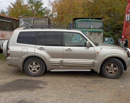 Міцубісі Паджеро 2005 у Каневе на Automoto.ua Бежевий Міцубісі Паджеро, об'ємом двигуна 0 л та пробігом 370 тис. км за 1425 $, фото 1 на Automoto.ua