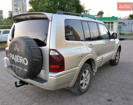 Бежевий Міцубісі Паджеро, об'ємом двигуна 3.83 л та пробігом 394 тис. км за 6200 $, фото 8 на Automoto.ua