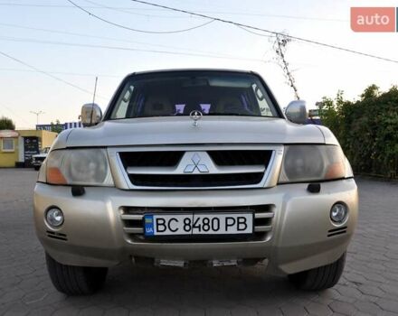 Бежевий Міцубісі Паджеро, об'ємом двигуна 3.83 л та пробігом 394 тис. км за 6200 $, фото 4 на Automoto.ua