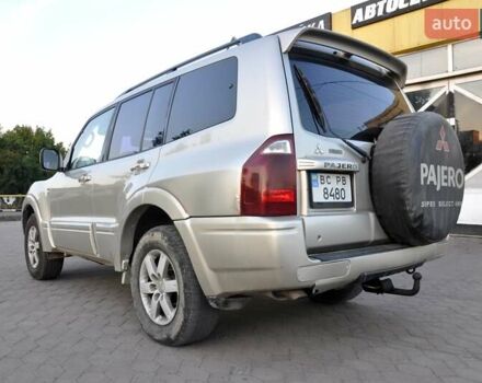Бежевий Міцубісі Паджеро, об'ємом двигуна 3.83 л та пробігом 394 тис. км за 6200 $, фото 13 на Automoto.ua