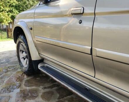 Бежевий Міцубісі Паджеро, об'ємом двигуна 3 л та пробігом 187 тис. км за 8900 $, фото 15 на Automoto.ua