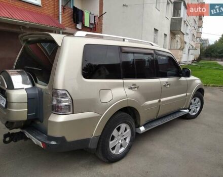Бежевий Міцубісі Паджеро, об'ємом двигуна 3.2 л та пробігом 245 тис. км за 15300 $, фото 24 на Automoto.ua
