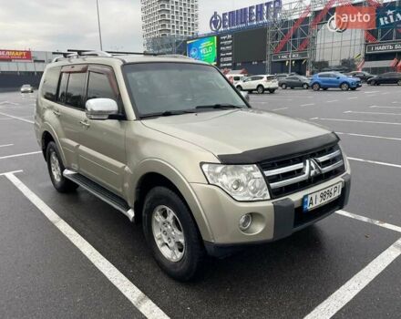 Міцубісі Паджеро 2007 у Києві на Automoto.ua Бежевий Міцубісі Паджеро, об'ємом двигуна 2.97 л та пробігом 259 тис. км за 11500 $, фото 6 на Automoto.ua