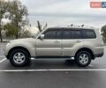 Міцубісі Паджеро 2007 у Києві на Automoto.ua Бежевий Міцубісі Паджеро, об'ємом двигуна 2.97 л та пробігом 259 тис. км за 11500 $, фото 9 на Automoto.ua