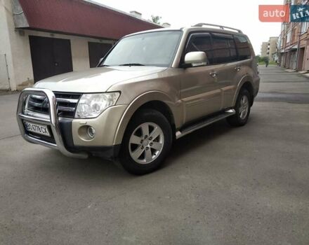 Бежевий Міцубісі Паджеро, об'ємом двигуна 3.2 л та пробігом 245 тис. км за 15300 $, фото 67 на Automoto.ua
