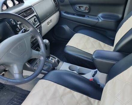 Бежевий Міцубісі Паджеро, об'ємом двигуна 3 л та пробігом 187 тис. км за 8900 $, фото 5 на Automoto.ua