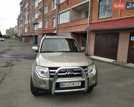 Бежевий Міцубісі Паджеро, об'ємом двигуна 3.2 л та пробігом 245 тис. км за 15300 $, фото 52 на Automoto.ua