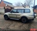 Бежевий Міцубісі Паджеро, об'ємом двигуна 30 л та пробігом 163 тис. км за 13299 $, фото 3 на Automoto.ua