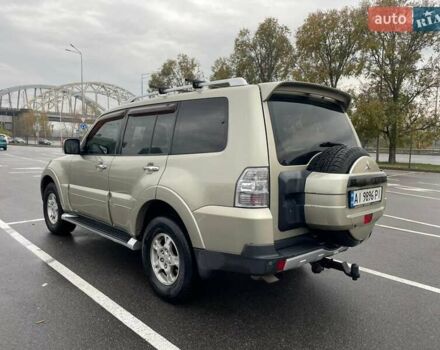 Міцубісі Паджеро 2007 у Києві на Automoto.ua Бежевий Міцубісі Паджеро, об'ємом двигуна 2.97 л та пробігом 259 тис. км за 11500 $, фото 5 на Automoto.ua