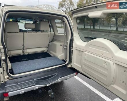 Міцубісі Паджеро 2007 у Києві на Automoto.ua Бежевий Міцубісі Паджеро, об'ємом двигуна 2.97 л та пробігом 259 тис. км за 11500 $, фото 11 на Automoto.ua