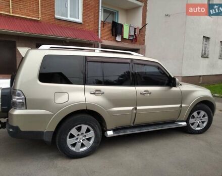 Бежевий Міцубісі Паджеро, об'ємом двигуна 3.2 л та пробігом 245 тис. км за 15300 $, фото 22 на Automoto.ua