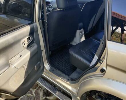 Бежевий Міцубісі Паджеро, об'ємом двигуна 3 л та пробігом 187 тис. км за 8900 $, фото 21 на Automoto.ua