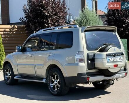 Бежевый Мицубиси Паджеро, объемом двигателя 3 л и пробегом 208 тыс. км за 10300 $, фото 25 на Automoto.ua
