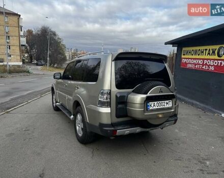 Бежевый Мицубиси Паджеро, объемом двигателя 2.97 л и пробегом 160 тыс. км за 12150 $, фото 4 на Automoto.ua