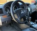Бежевый Мицубиси Паджеро, объемом двигателя 3 л и пробегом 208 тыс. км за 10300 $, фото 61 на Automoto.ua