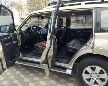 Бежевый Мицубиси Паджеро, объемом двигателя 0 л и пробегом 167 тыс. км за 11700 $, фото 4 на Automoto.ua