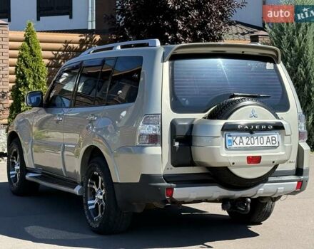 Бежевый Мицубиси Паджеро, объемом двигателя 3 л и пробегом 208 тыс. км за 10300 $, фото 28 на Automoto.ua