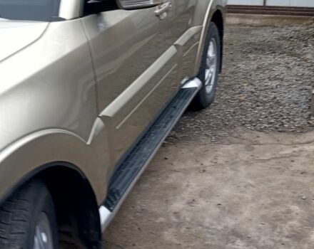 Бежевий Міцубісі Паджеро, об'ємом двигуна 3.2 л та пробігом 187 тис. км за 14200 $, фото 4 на Automoto.ua