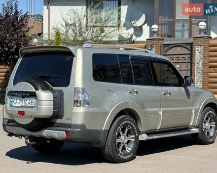 Бежевый Мицубиси Паджеро, объемом двигателя 3 л и пробегом 208 тыс. км за 10300 $, фото 47 на Automoto.ua