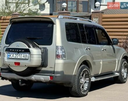 Бежевый Мицубиси Паджеро, объемом двигателя 3 л и пробегом 208 тыс. км за 10300 $, фото 43 на Automoto.ua
