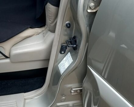 Бежевий Міцубісі Паджеро, об'ємом двигуна 3.2 л та пробігом 187 тис. км за 14200 $, фото 16 на Automoto.ua