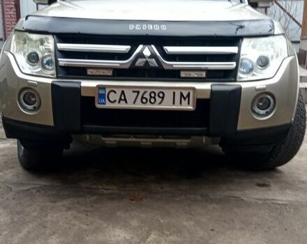 Бежевий Міцубісі Паджеро, об'ємом двигуна 3.2 л та пробігом 187 тис. км за 14200 $, фото 3 на Automoto.ua