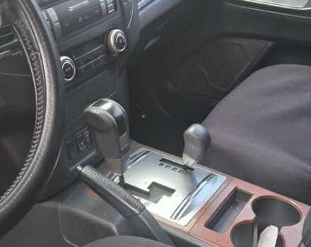 Бежевый Мицубиси Паджеро, объемом двигателя 3 л и пробегом 196 тыс. км за 10000 $, фото 5 на Automoto.ua