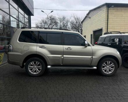 Бежевый Мицубиси Паджеро, объемом двигателя 3.2 л и пробегом 146 тыс. км за 19200 $, фото 7 на Automoto.ua