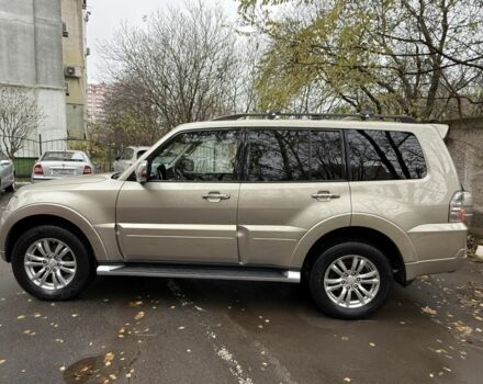 Бежевый Мицубиси Паджеро, объемом двигателя 3.2 л и пробегом 189 тыс. км за 18500 $, фото 6 на Automoto.ua