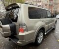 Бежевый Мицубиси Паджеро, объемом двигателя 3.2 л и пробегом 189 тыс. км за 18500 $, фото 4 на Automoto.ua