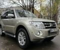 Бежевый Мицубиси Паджеро, объемом двигателя 3.2 л и пробегом 189 тыс. км за 18500 $, фото 2 на Automoto.ua