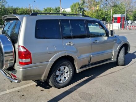 Міцубісі Паджеро 2004 у Чугуеве на Automoto.ua Бежевий Міцубісі Паджеро, об'ємом двигуна 3 л та пробігом 260 тис. км за 7800 $, фото 1 на Automoto.ua