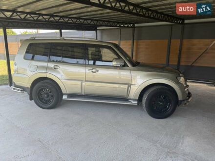 Міцубісі Паджеро 2008 у Чернігові на Automoto.ua Бежевий Міцубісі Паджеро, об'ємом двигуна 3 л та пробігом 164 тис. км за 15200 $, фото 1 на Automoto.ua