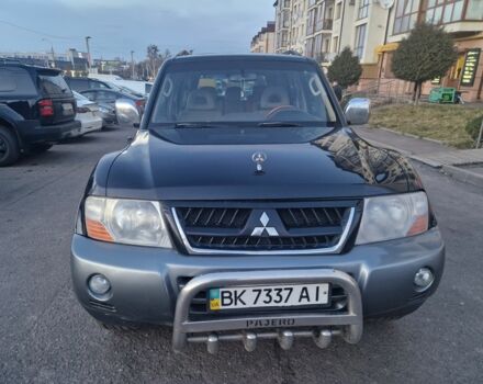 Чорний Міцубісі Паджеро, об'ємом двигуна 3 л та пробігом 310 тис. км за 6800 $, фото 2 на Automoto.ua