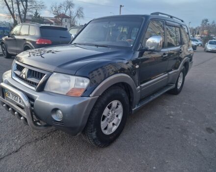 Чорний Міцубісі Паджеро, об'ємом двигуна 3 л та пробігом 310 тис. км за 6800 $, фото 5 на Automoto.ua