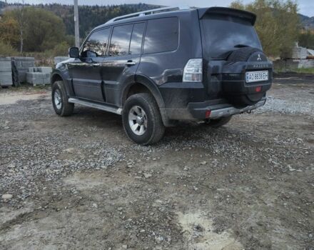 Чорний Міцубісі Паджеро, об'ємом двигуна 3 л та пробігом 320 тис. км за 11700 $, фото 4 на Automoto.ua