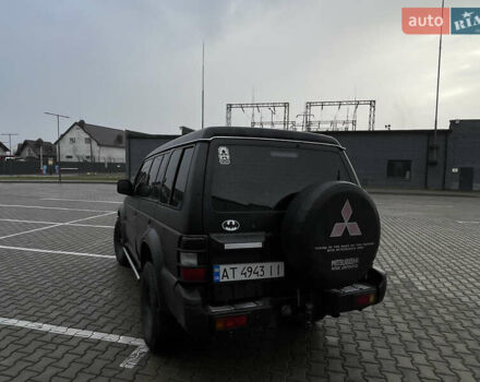 Черный Мицубиси Паджеро, объемом двигателя 2.84 л и пробегом 413 тыс. км за 7700 $, фото 3 на Automoto.ua