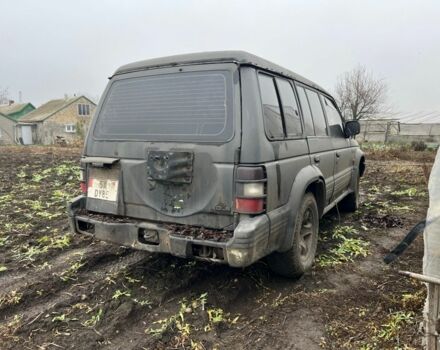 Чорний Міцубісі Паджеро, об'ємом двигуна 0 л та пробігом 333 тис. км за 2500 $, фото 2 на Automoto.ua