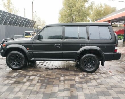 Черный Мицубиси Паджеро, объемом двигателя 2.8 л и пробегом 205 тыс. км за 5200 $, фото 2 на Automoto.ua