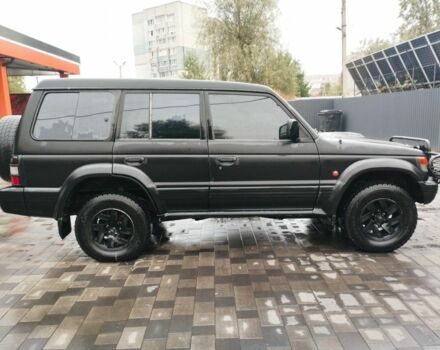 Черный Мицубиси Паджеро, объемом двигателя 2.8 л и пробегом 205 тыс. км за 5200 $, фото 3 на Automoto.ua