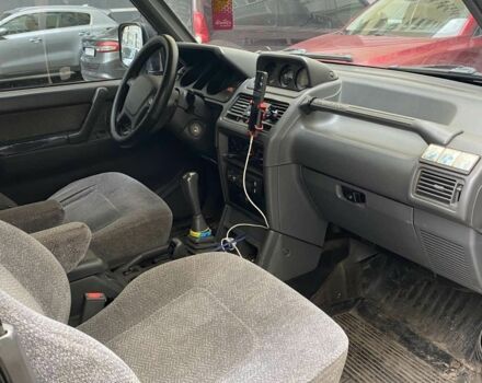 Чорний Міцубісі Паджеро, об'ємом двигуна 3.5 л та пробігом 350 тис. км за 4900 $, фото 11 на Automoto.ua