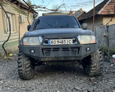 Черный Мицубиси Паджеро, объемом двигателя 3.2 л и пробегом 400 тыс. км за 11000 $, фото 1 на Automoto.ua